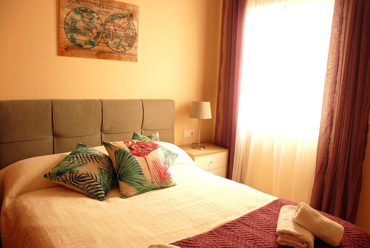 Apartamentos La Caleta De Cadix Extérieur photo